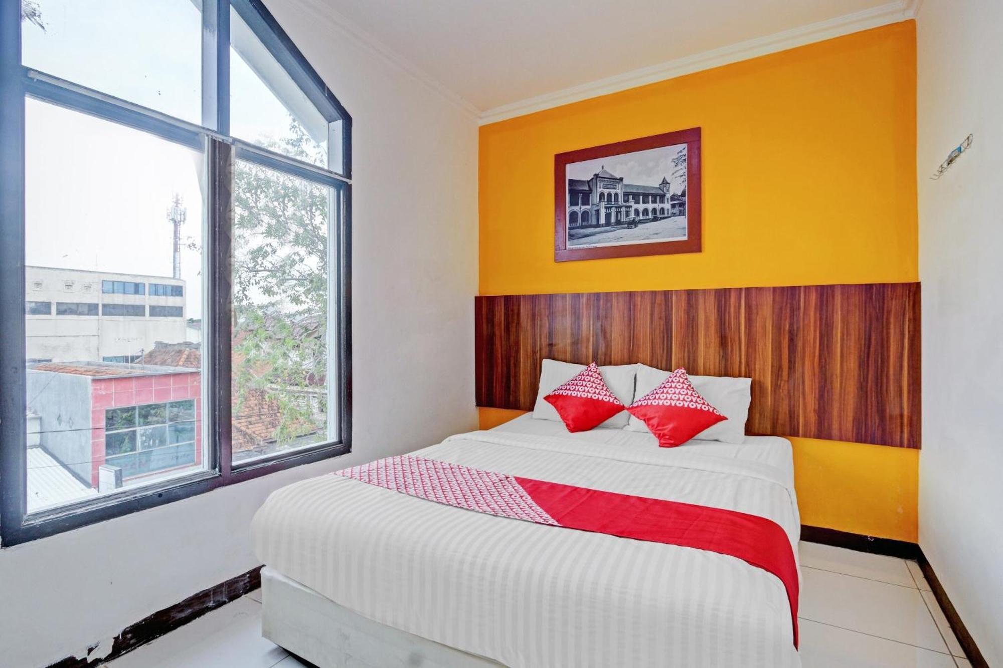 Super Oyo 90426 Near Mall Ciputra 2 Hotel Semarang